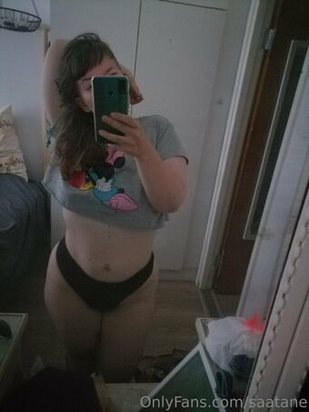 saatane Nøgen Lækager OnlyFans Foto 30