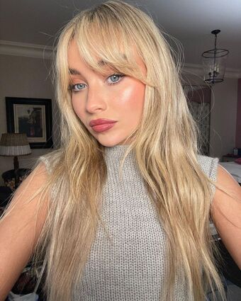 Sabrina-carpenter