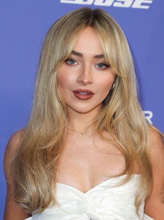 Sabrina-carpenter