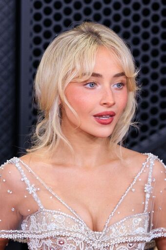 Sabrina-carpenter