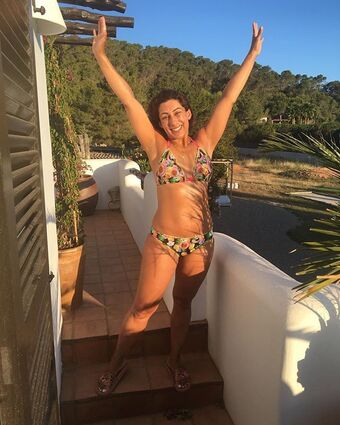 Saira Khan