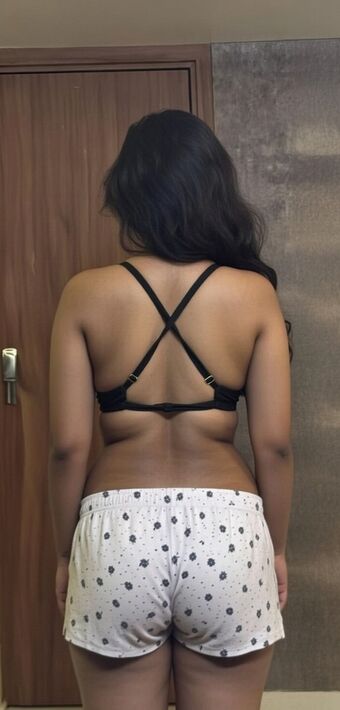 Saloni Singh Nøgen Lækager OnlyFans Foto 9