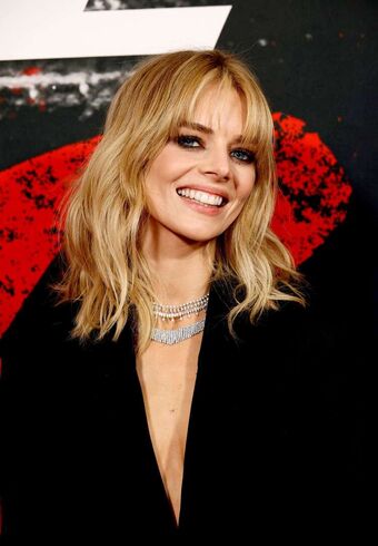 Samara Weaving