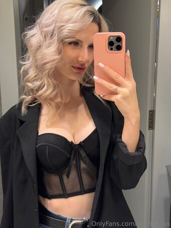 sandra_lux