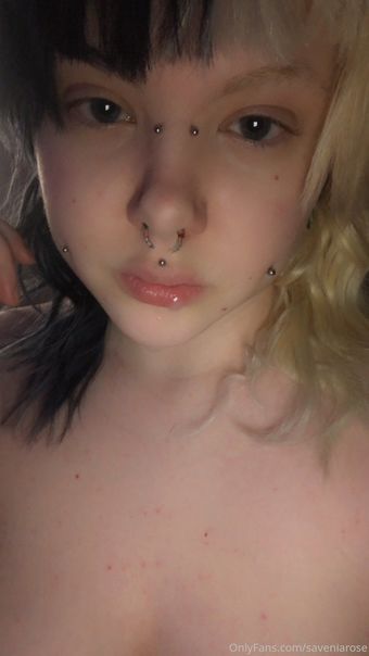 saveniarose