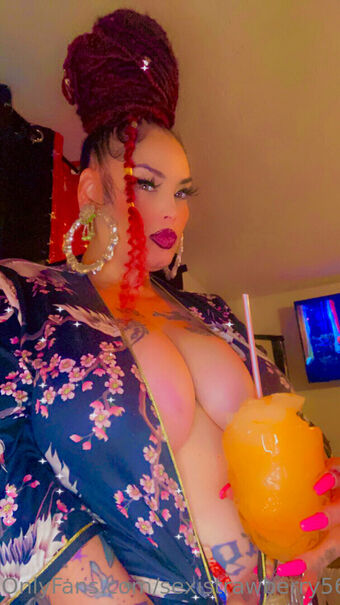 sexistrawberry5611