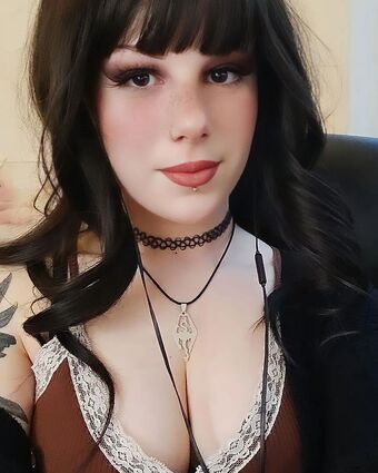 sherlyine