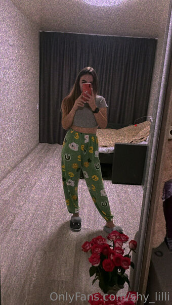 shy_lilli