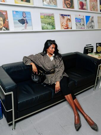 Simone Ashley Nøgen Lækager OnlyFans Foto 104