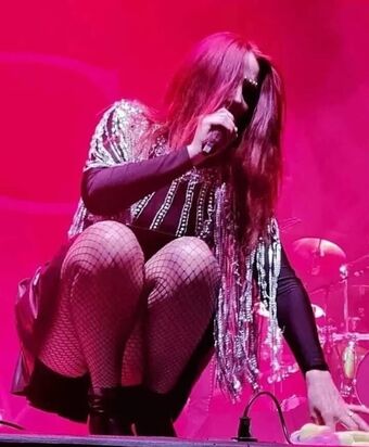 Simone Simons