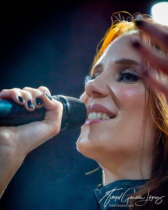 Simone Simons
