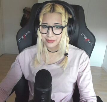 Sinneddonut Nøgen Lækager OnlyFans Foto 17