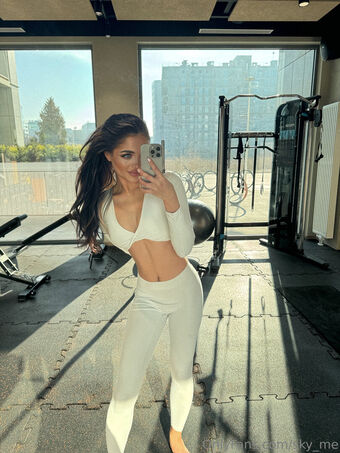 sky_me Nøgen Lækager OnlyFans Foto 9