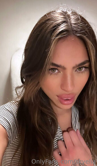 skyelia Nøgen Lækager OnlyFans Foto 11