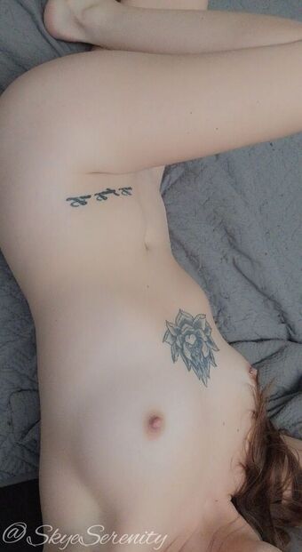 skyeserenity Nøgen Lækager OnlyFans Foto 14