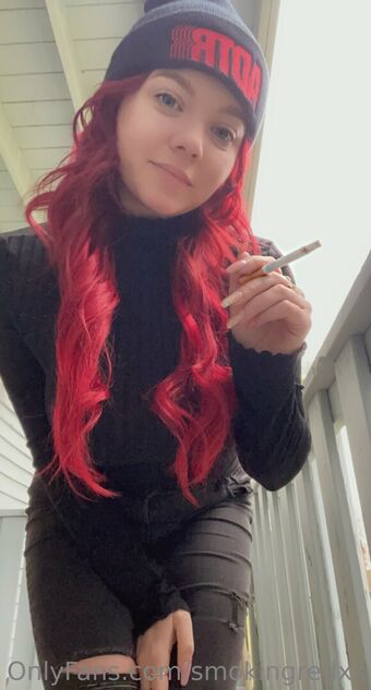 smokingredxx Nøgen Lækager OnlyFans Foto 34