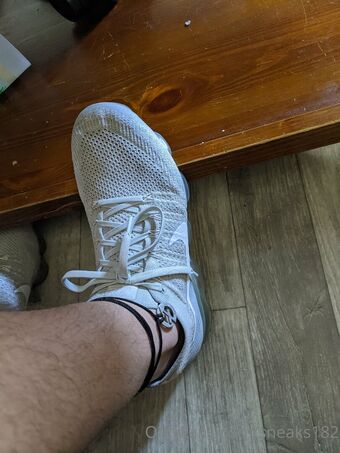 sneaks182 Nøgen Lækager OnlyFans Foto 11