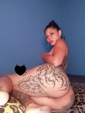 snowwhitehot