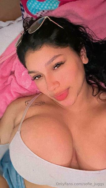 sofie_juggs Nøgen Lækager OnlyFans Foto 7