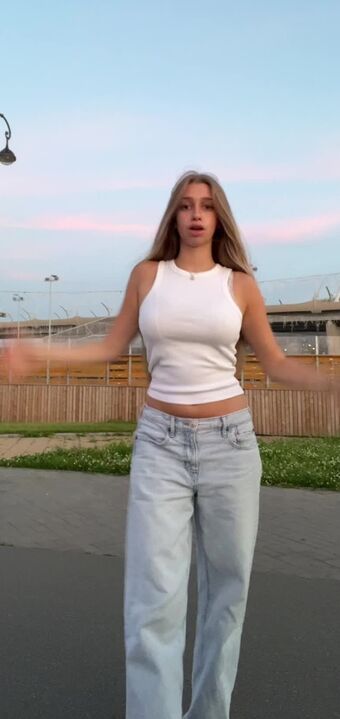 sofyaplotnikova Nøgen Lækager OnlyFans Foto 28