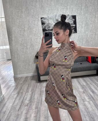 SolorUlia Nøgen Lækager OnlyFans Foto 2