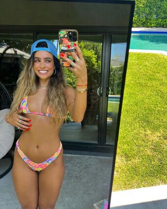 Sommer Ray