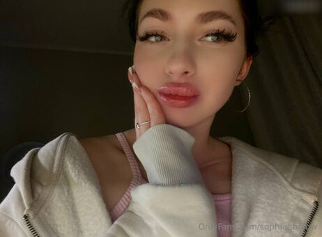 sophiaabelow