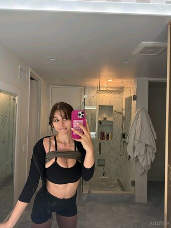 Sophie Mudd