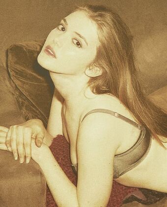 Sophie Thomas