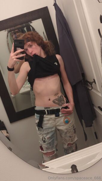 spaceace_666 Nøgen Lækager OnlyFans Foto 9