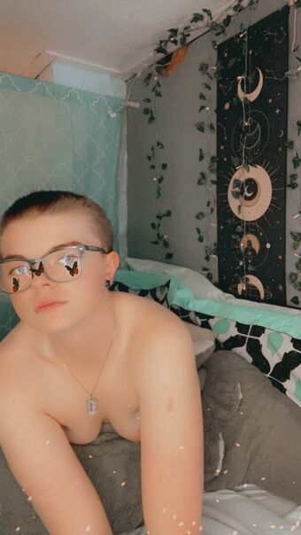 spellbound Nøgen Lækager OnlyFans Foto 34