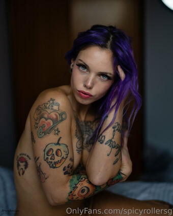spicyrollersg Nøgen Lækager OnlyFans Foto 14