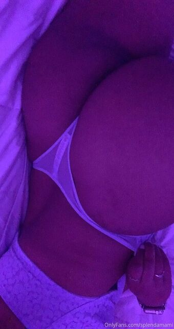 splendamami Nøgen Lækager OnlyFans Foto 28