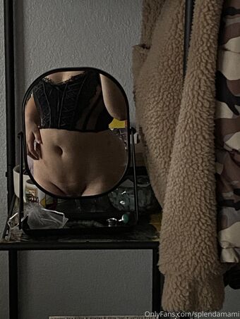 splendamami Nøgen Lækager OnlyFans Foto 32