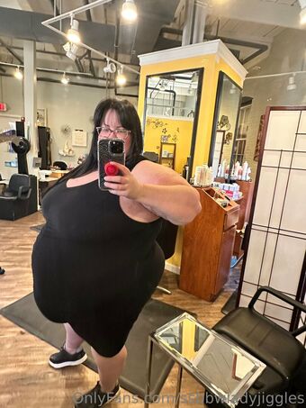 ssbbwladyjiggles