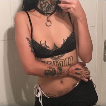 Stepsbeck Nøgen Lækager OnlyFans Foto 6