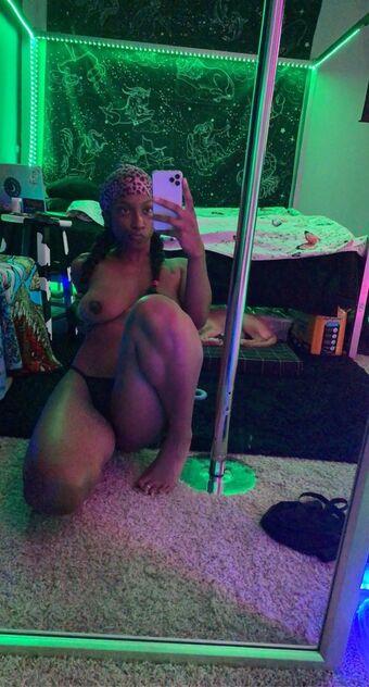 subdom Nøgen Lækager OnlyFans Foto 18
