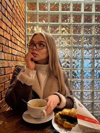 sweet_adele18