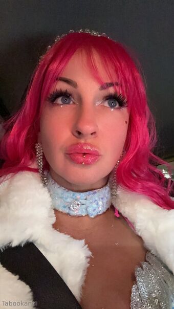 tabookandi Nøgen Lækager OnlyFans Foto 19