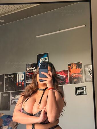 Taniya Nøgen Lækager OnlyFans Foto 36