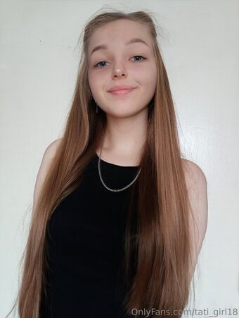tati_girl18 Nøgen Lækager OnlyFans Foto 4