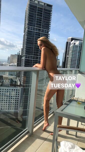 Taylor Weeks Nøgen Lækager OnlyFans Foto 6