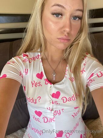 Teeenskyler