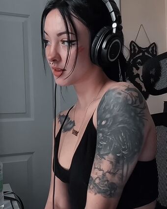 thatwolfbaby