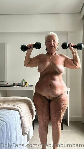 thebumbumbaroness Nøgen Lækager OnlyFans Foto 32