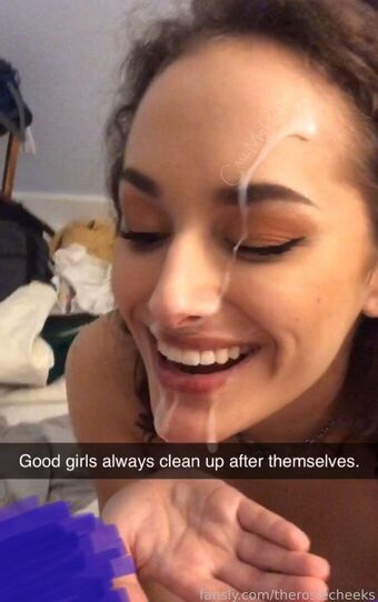 therosiecheeks Nøgen Lækager OnlyFans Foto 4