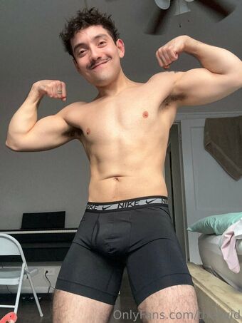 theyvid Nøgen Lækager OnlyFans Foto 4