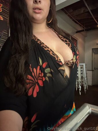 Thick_gurl101