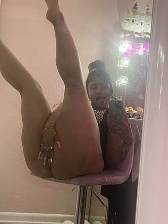 ThickNessa Nøgen Lækager OnlyFans Foto 11