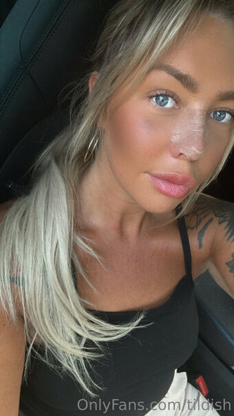 tildish Nøgen Lækager OnlyFans Foto 2